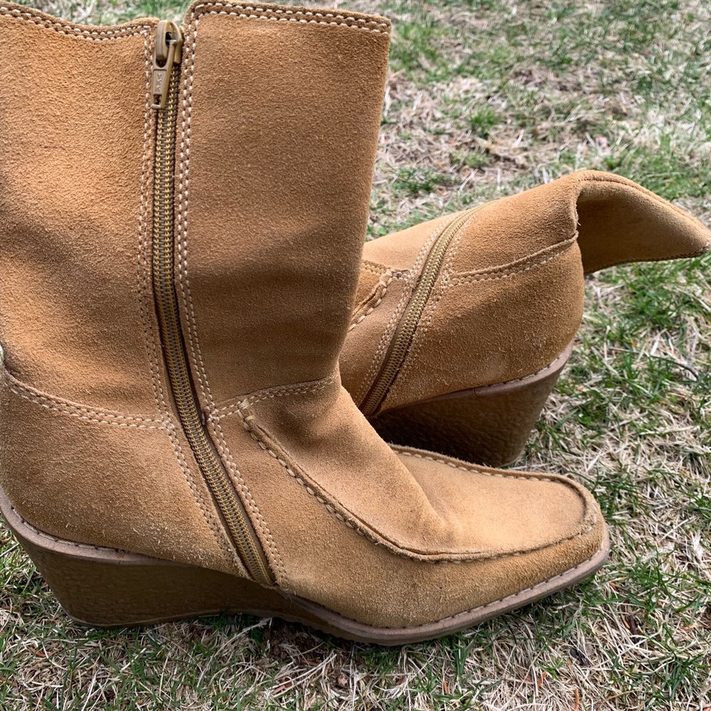 Steve Madden Tan Suede Women's Boots
